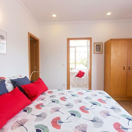 Friends & Family Tree Apartment Porto Luaran gambar