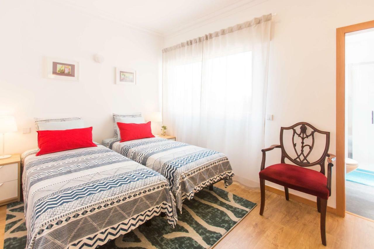 Friends & Family Tree Apartment Porto Luaran gambar