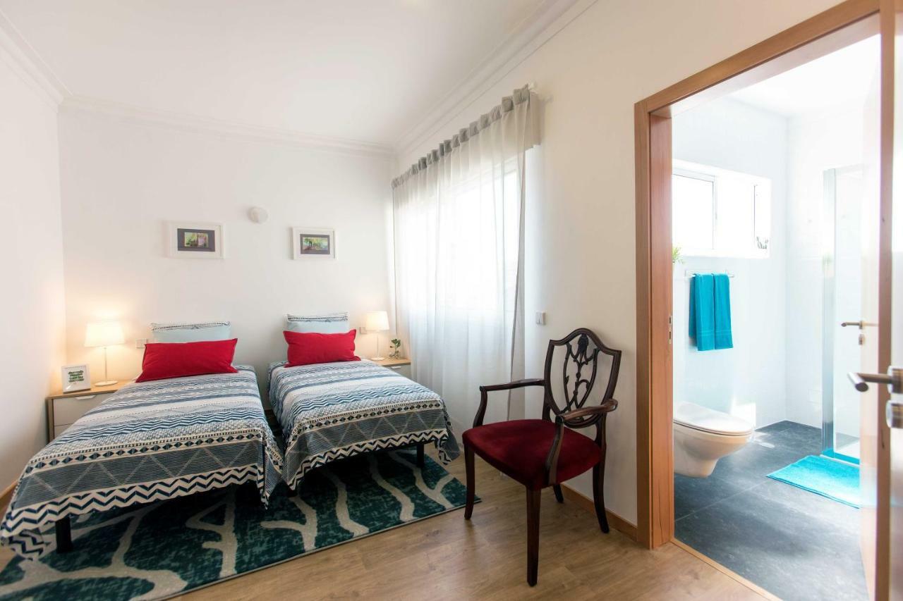 Friends & Family Tree Apartment Porto Luaran gambar