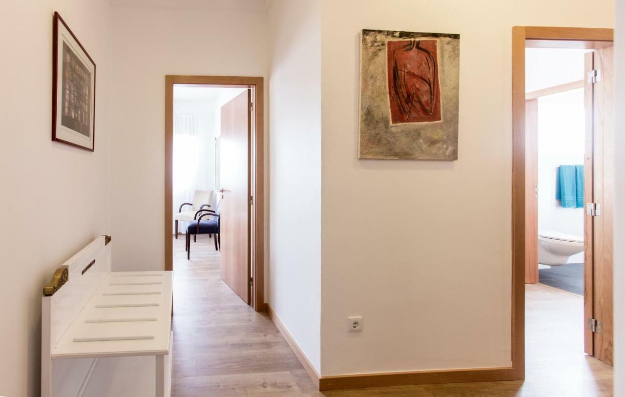Friends & Family Tree Apartment Porto Luaran gambar